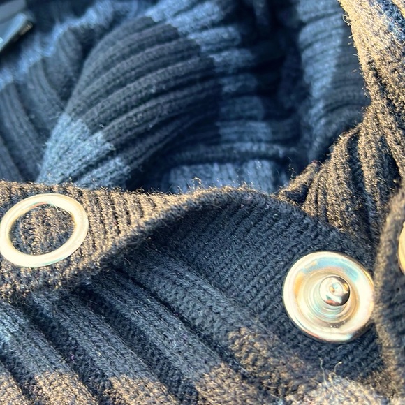 D&G SNAP Dolce and Gabbana ribbed turtleneck wool blend sweater grey and black - Picture 10 of 12